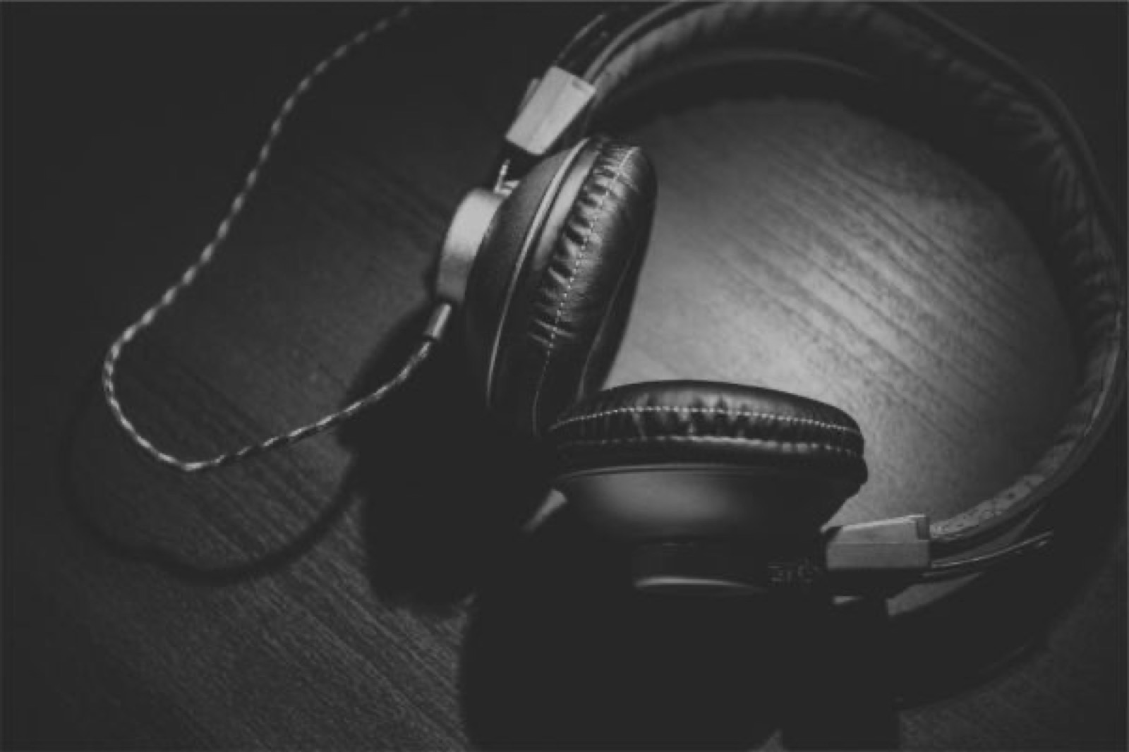 Konstrukcija nėra visas pasirinkimas: Kaušelis – Atviras arba uždaras; Patogumas – Pagalvėlės ir lankelis; Ryšys – Laidas ir jungtys